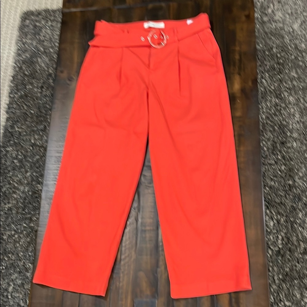 Liverpool Casual Cropped Pants with Wide-Leg Design.